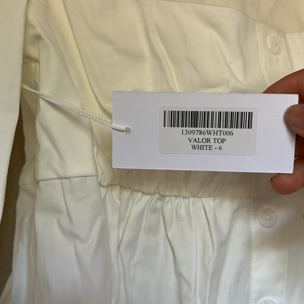 NWT Reformation Valor Top in White - Picture 3 of 4